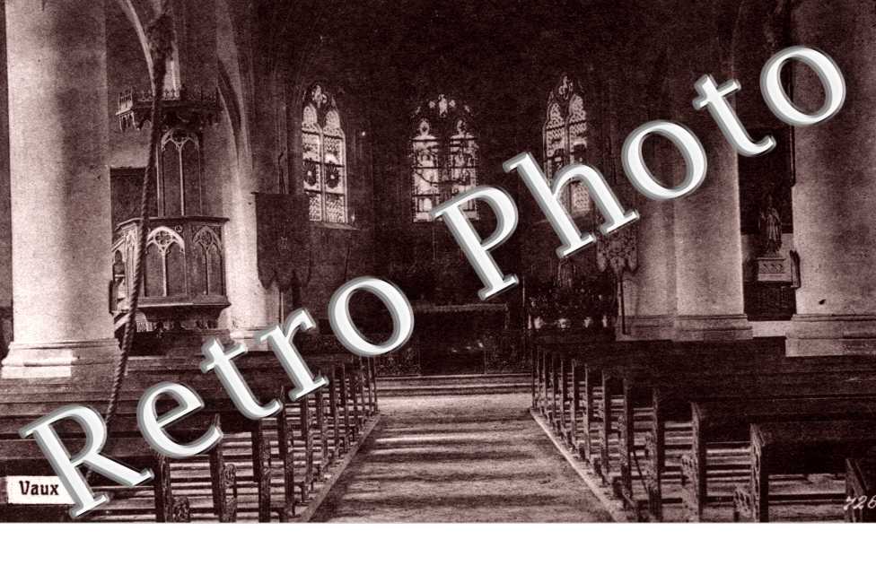 interieur de l'eglise