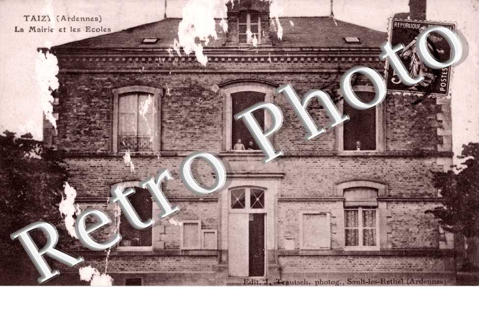la mairie et les ecoles