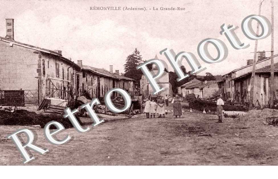 Remonville - La Grande rue