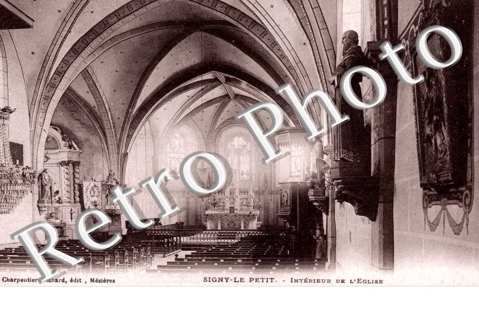 Interieur de l'eglise
