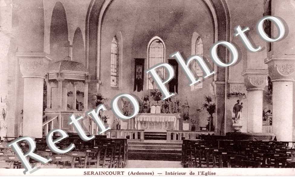 interieur de l'eglise