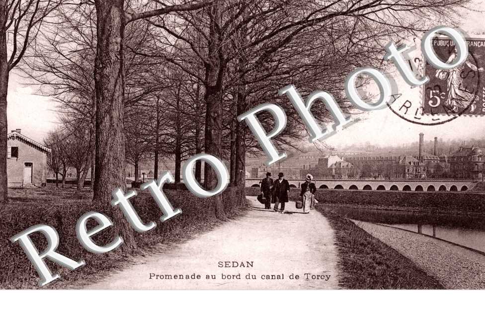promenade au bord du canal de Torcy