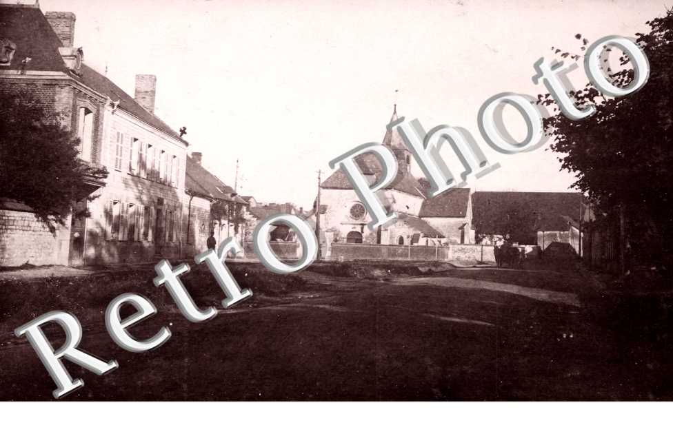 une rue vers eglise octobre 1917