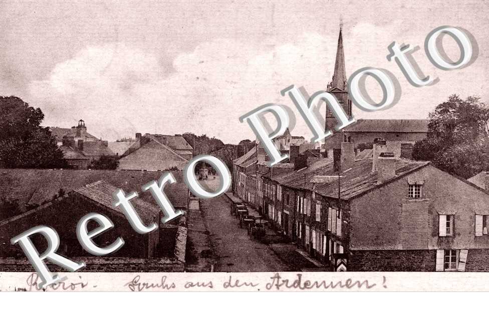 Une Rue et Eglise