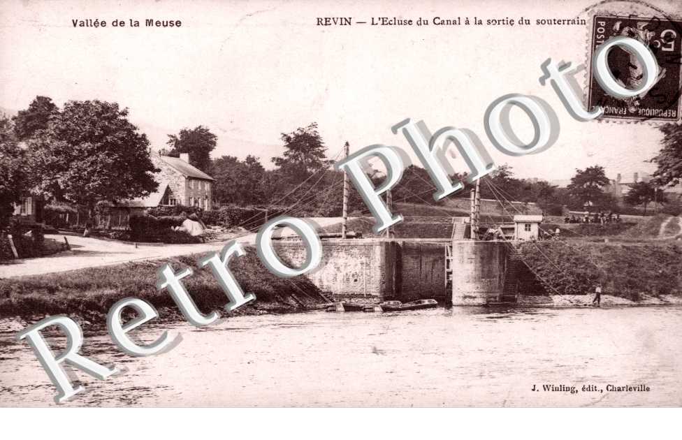 l'ecluse du canal a la sortie du souterrain