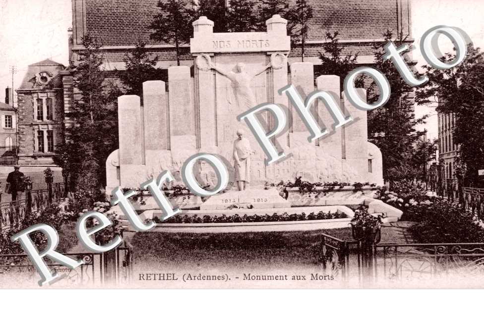 Monuments aux Morts