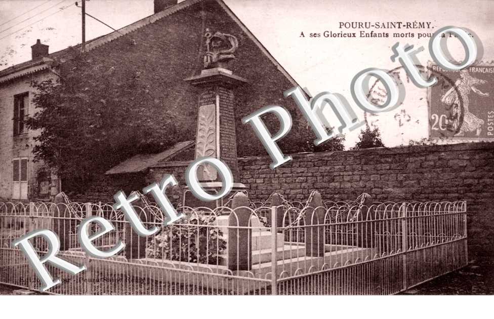 le monument commemoratif