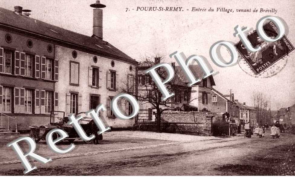 entree du village, venant de Brevilly