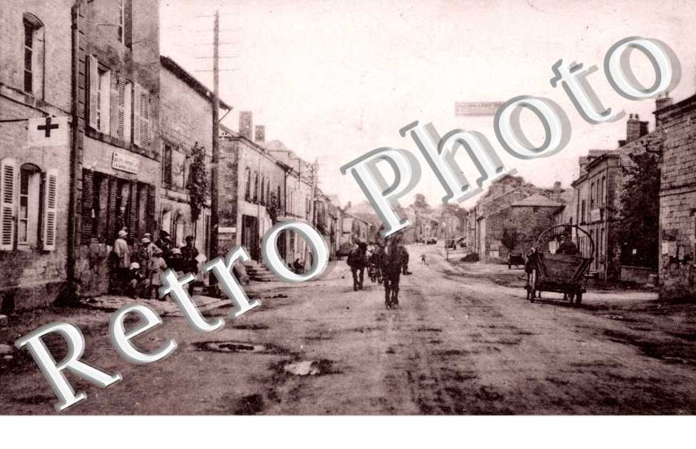 une rue du village