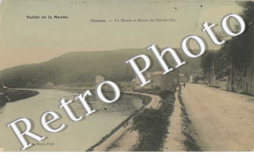 La Meuse et route de Charleville