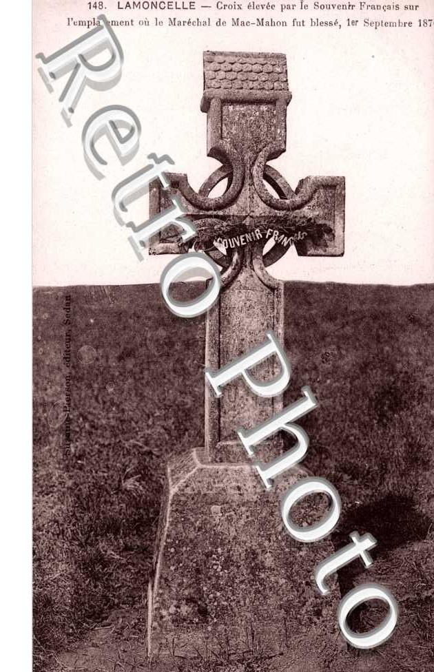 croix elevee par le souvenir francais