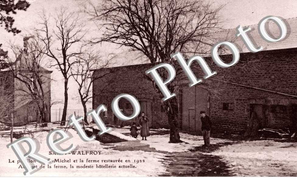 Saint Walfroy, le pavillon Saint Michel et la ferme
