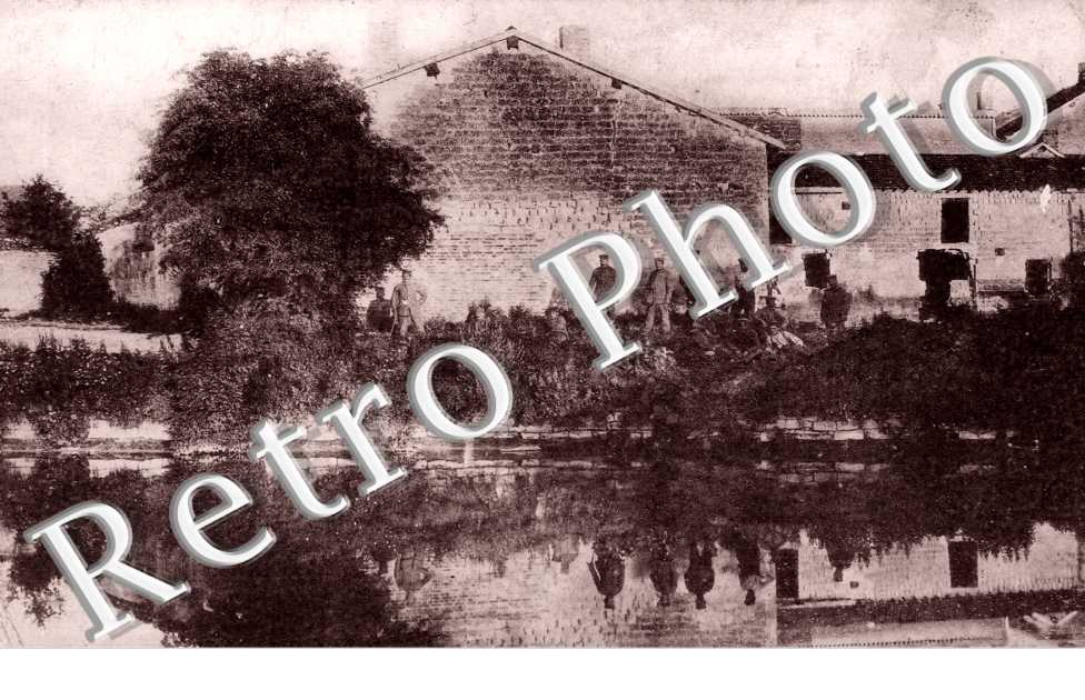 les bords de la riviere