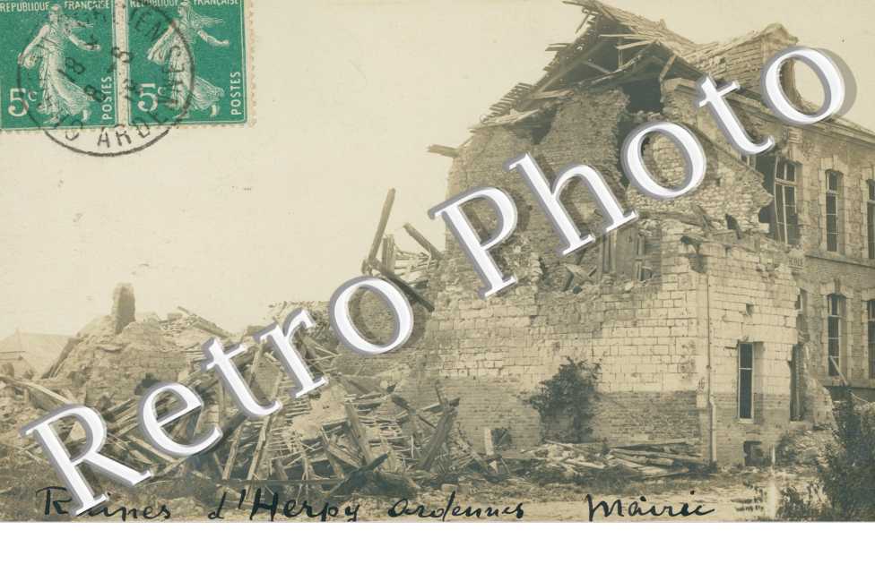 les ruines, la mairie