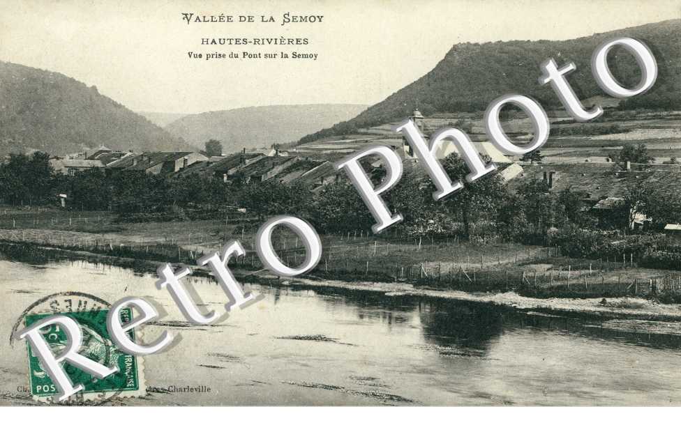 Vue prise du pont sur la Semoy