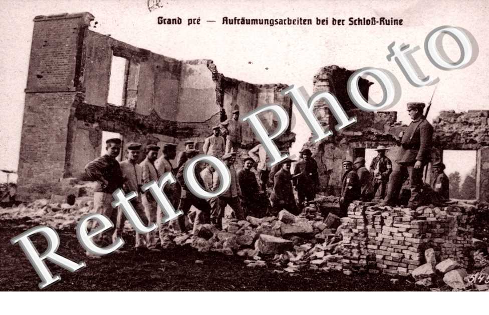 aufraumungsarbeiten bei der schloss-ruine