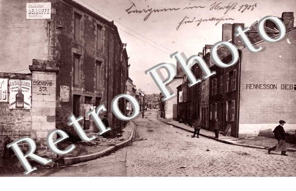 une rue en 1915 - carte postale militaire allemande