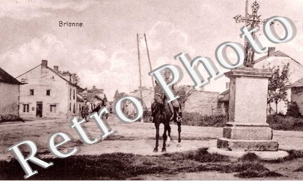 (un soldat sur son cheval)