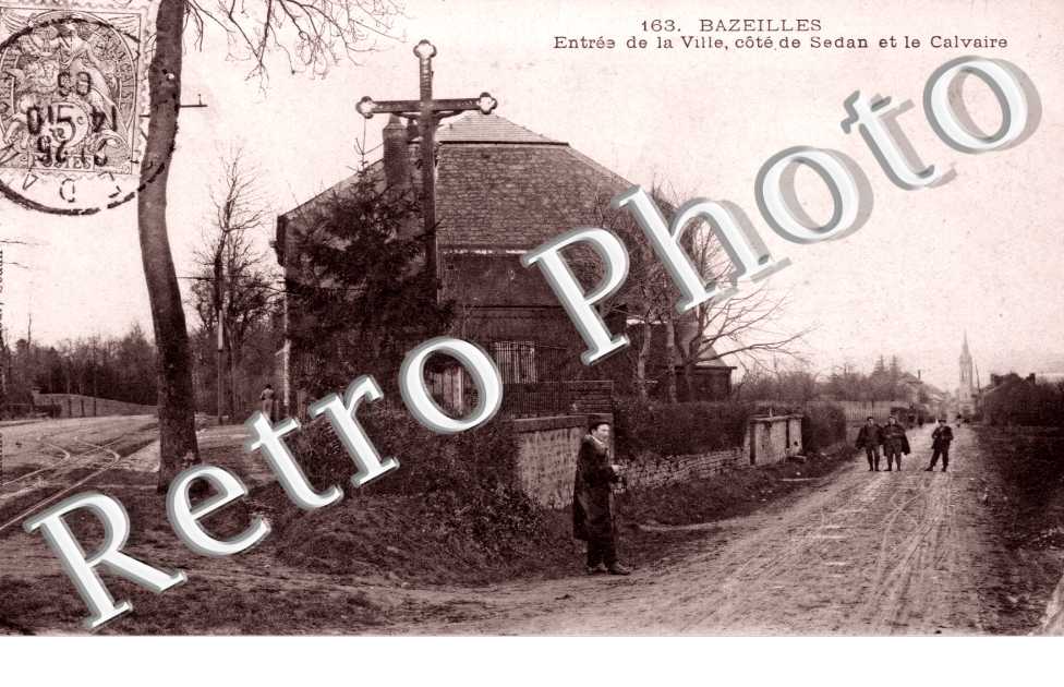 entree de la ville cote sedan et le calvaire