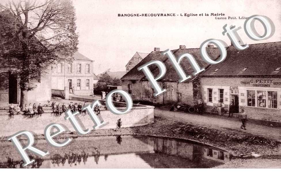 L'Eglise et la Mairie - Epicerie, Mercerie, Chaussures C. Petit