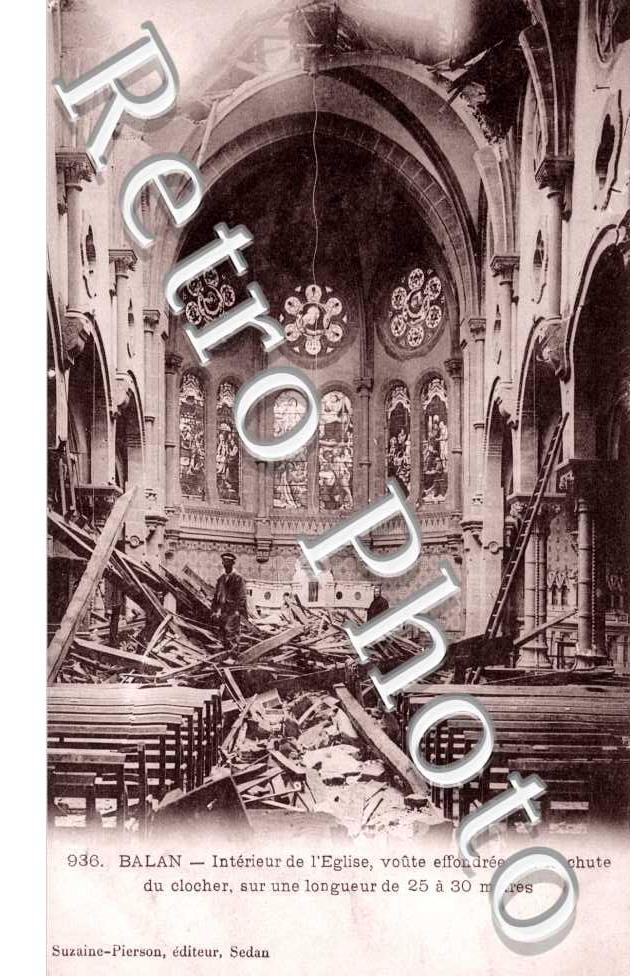 interieur de l'eglise, voute effondree par la chute du clocher