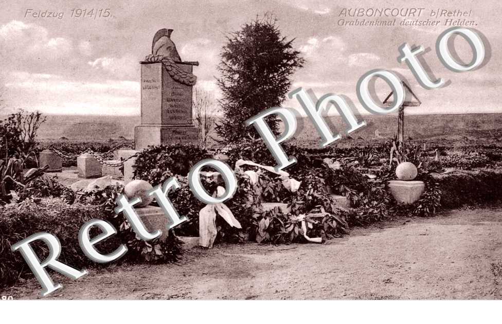 Grabdenkmal deutscher Helden