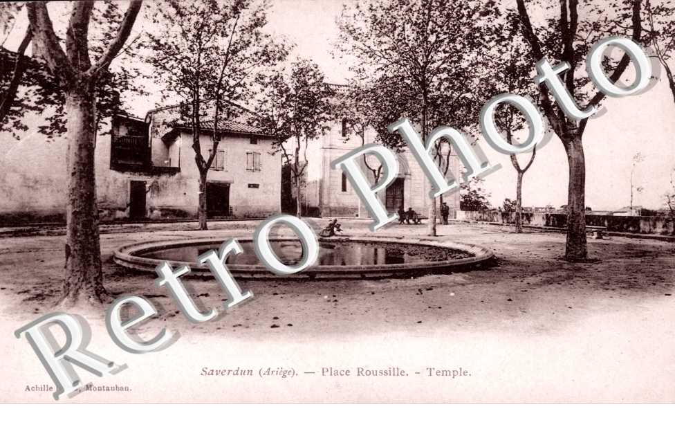 place roussille - temple et fontaine)