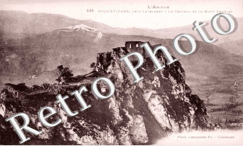 le chateau et le mont Fourcat