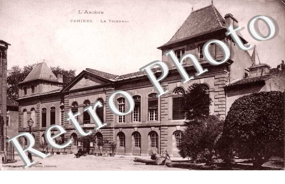 le tribunal