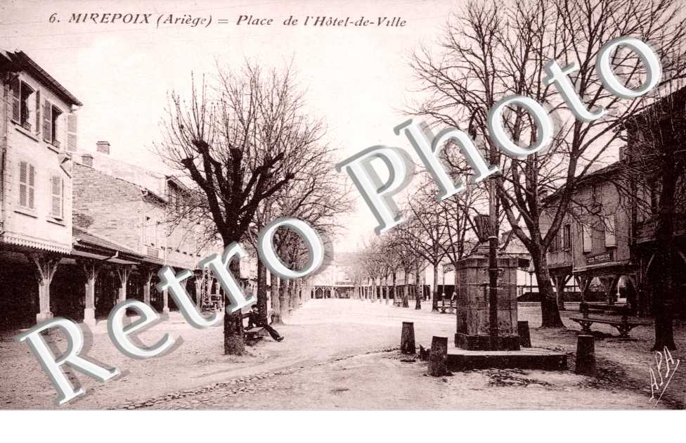 la place de l'hotel de ville