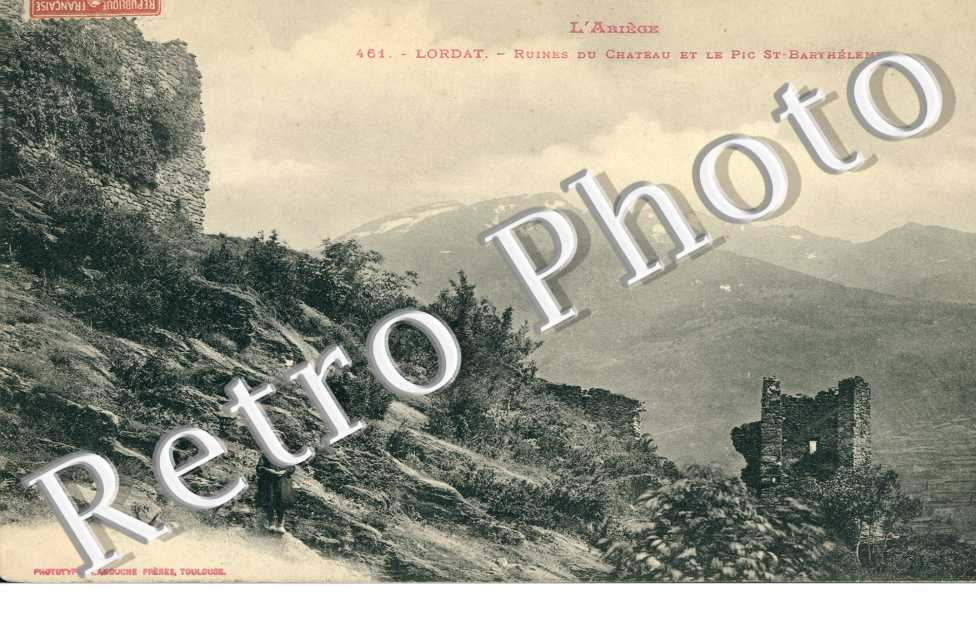 ruines du chateau et le pic Saint Barthelemy