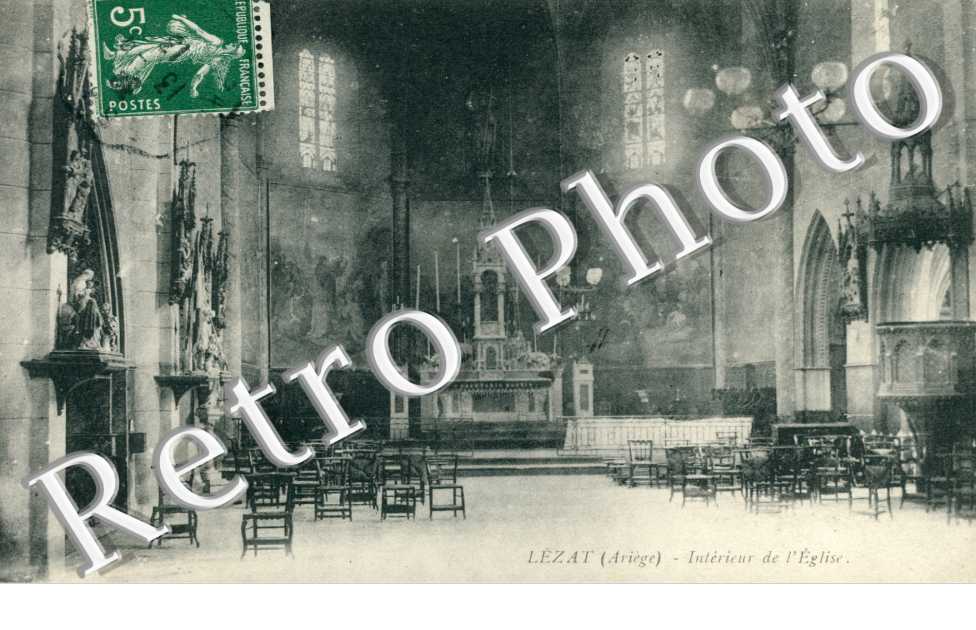 interieur de l'eglise