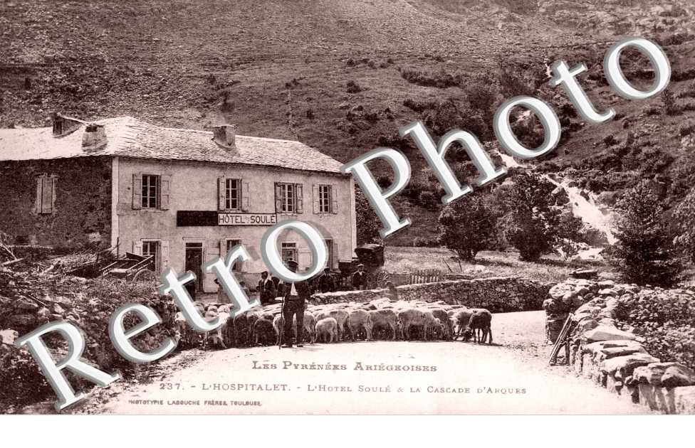 L'Hotel Soule et la cascade d'Arques