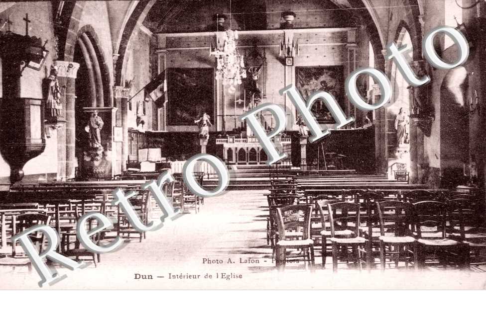 interieur de l'eglise