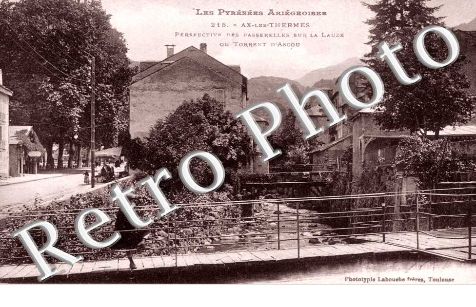 perspective des passerelles sur la Lauze ou torrent d'Ascou