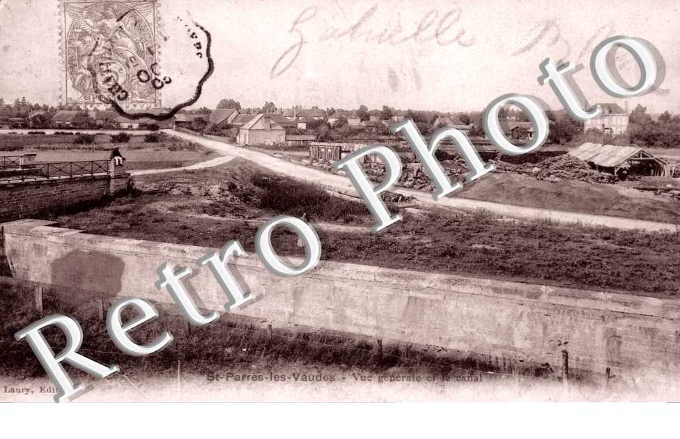 Vue generale et le Canal