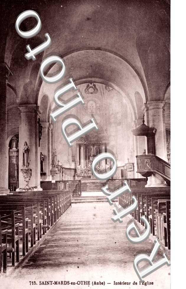 Interieur de l'Eglise