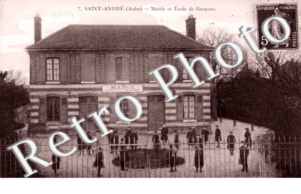 mairie et ecole des garcons
