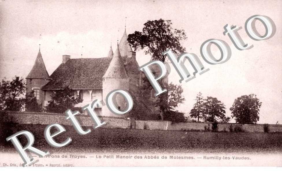 Le Petit Manoir des Abbes de Molesmes