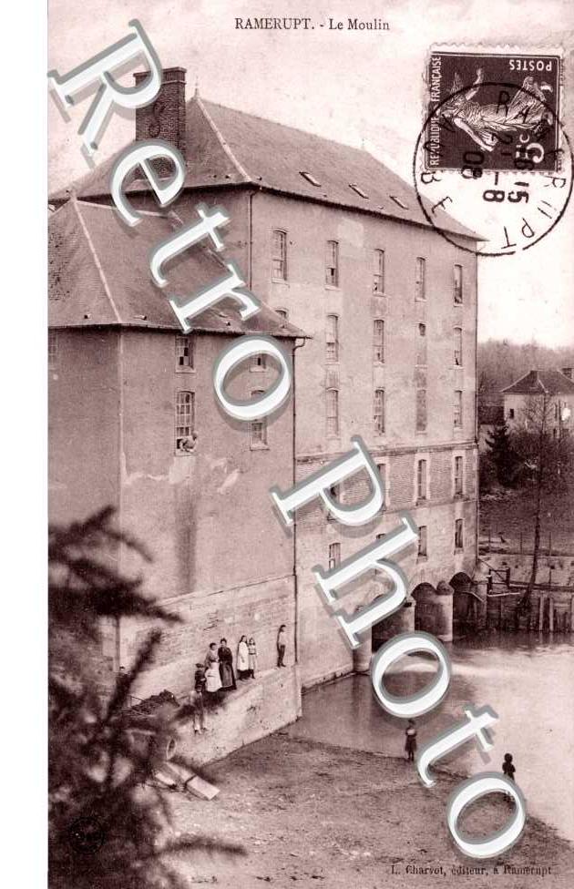 Le Moulin