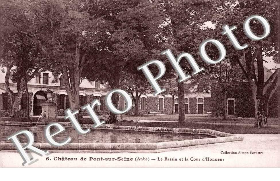 le Bassin et la Cour d'Honneur