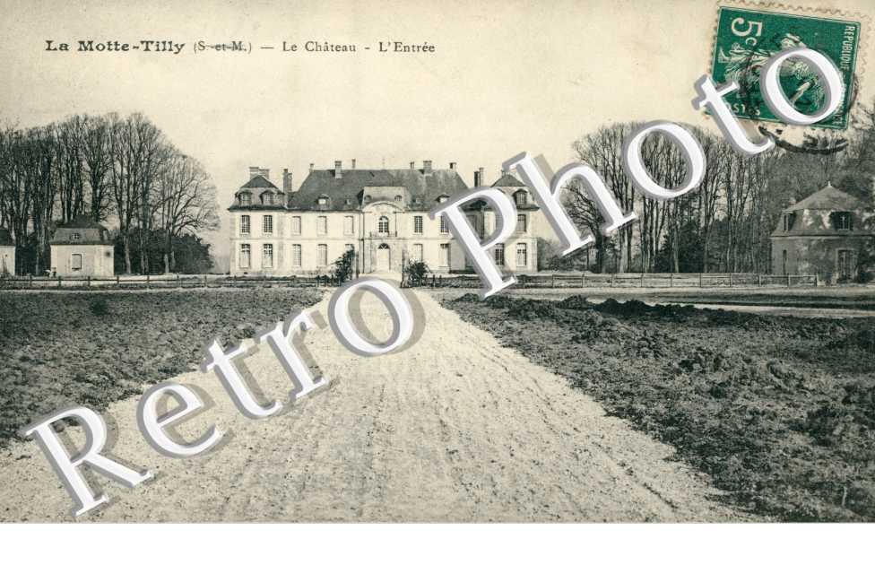 Le Chateau, l'entree