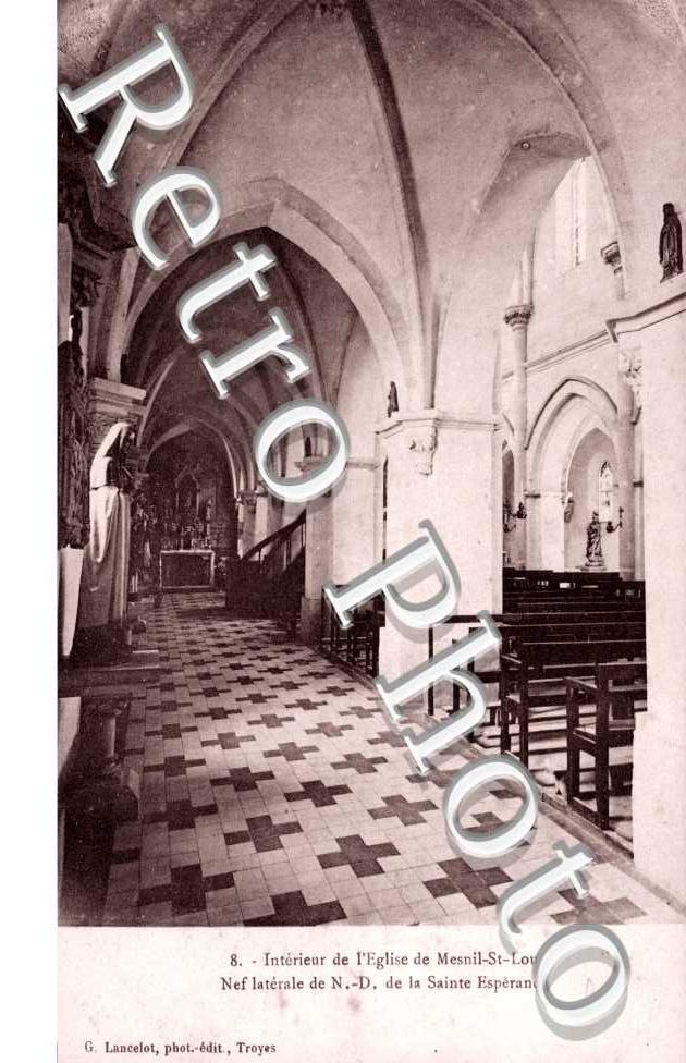 Interieur de l'Eglise, Nef laterale de Notre Dame de la Sainte Esperance