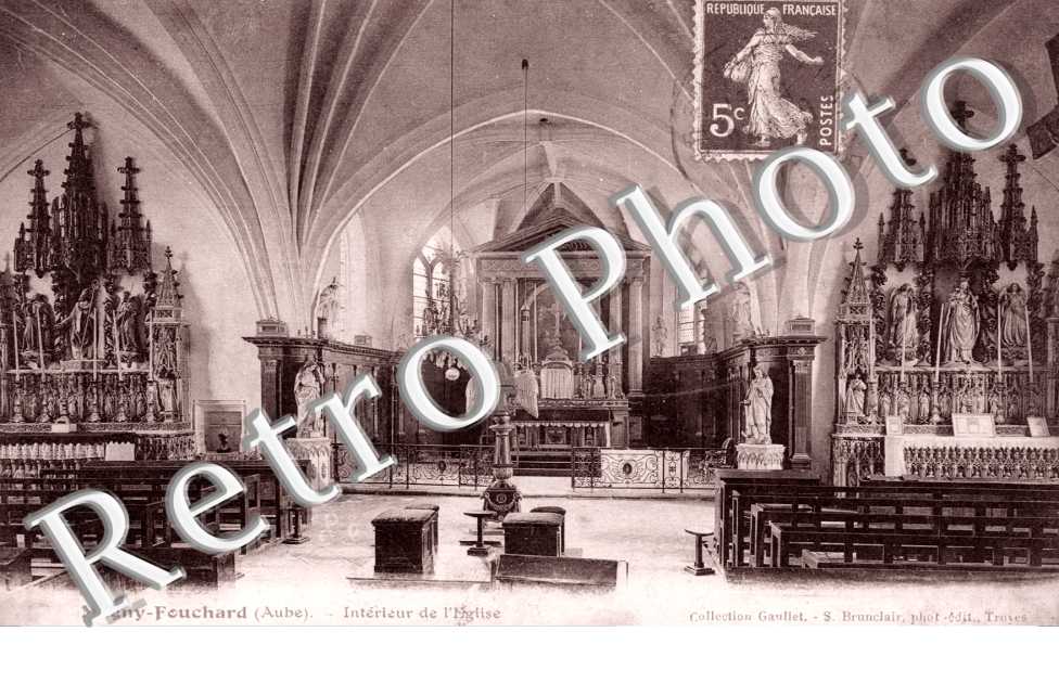 Interieur de l'Eglise