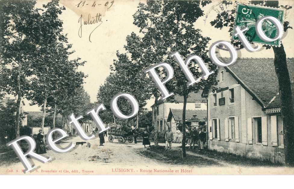 Route Nationale et Hotel.