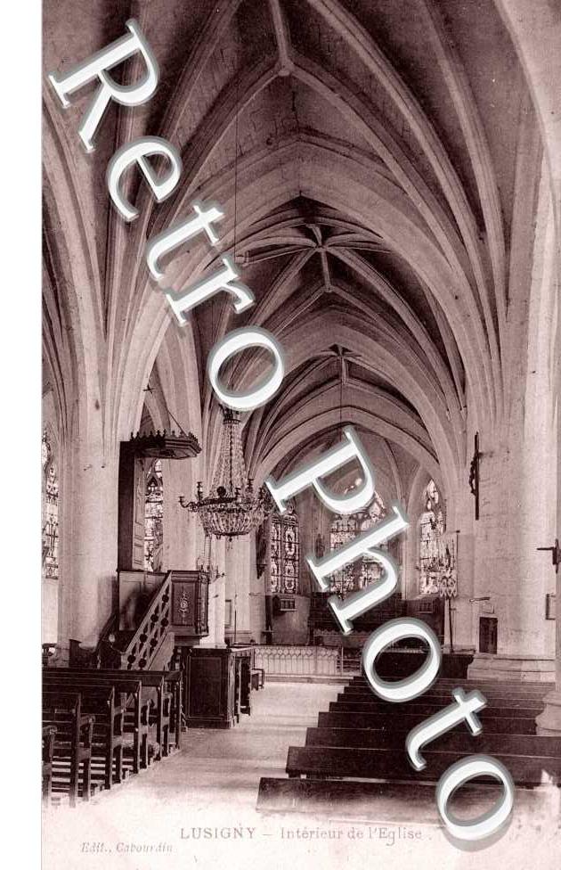 Interieur de l'Eglise