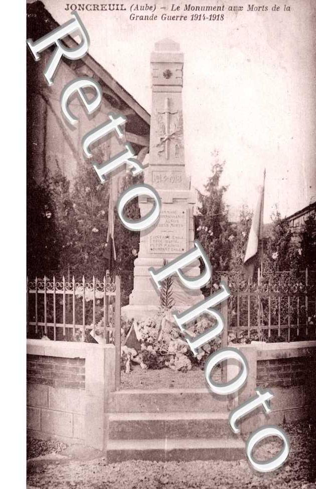 Le Monument aux Morts