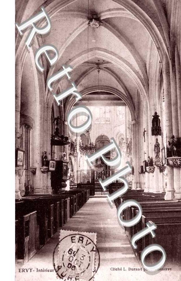 Interieur de l'Eglise