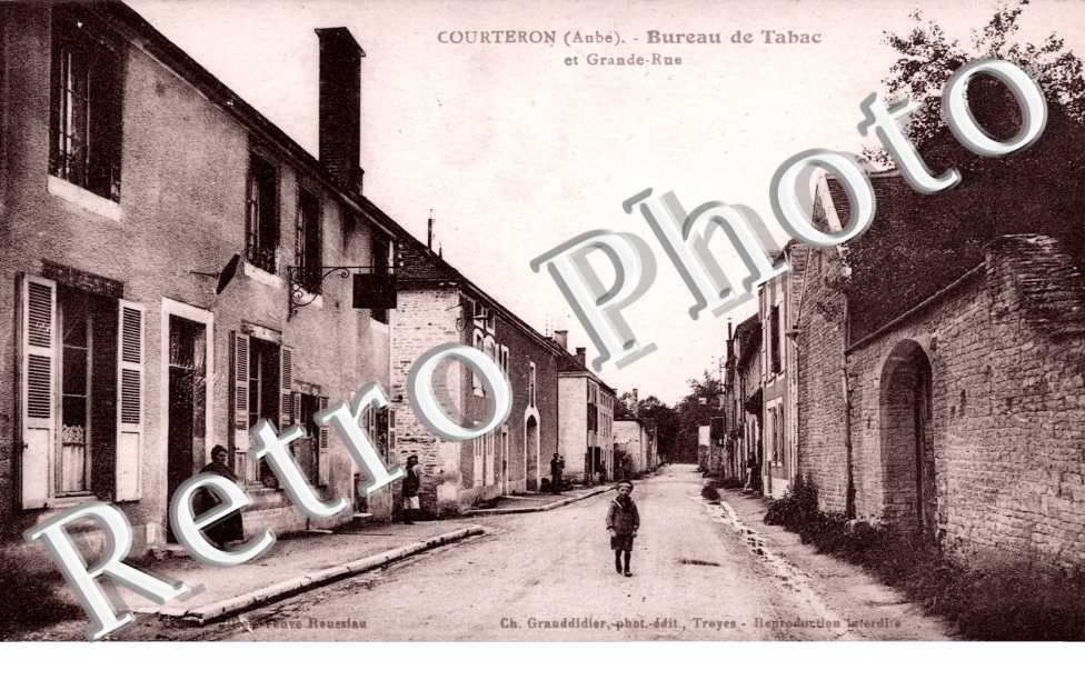 Bureau de Tabac et Grande Rue