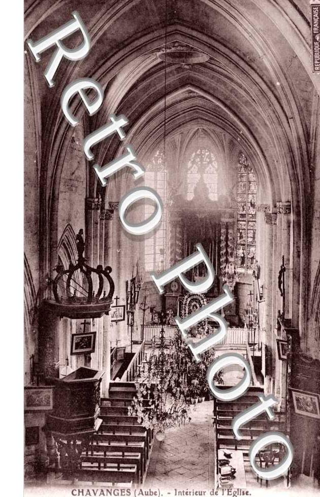 Interieur de l'eglise